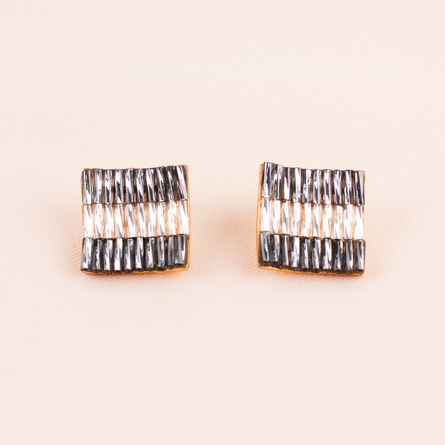 Rippling Square Earrings - Grey